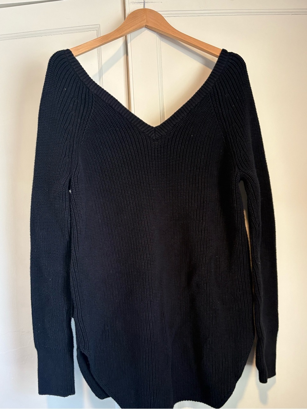 Victoria’s Secret Black V-Neck Cotton Tunic Sweater - Picture 2 of 4